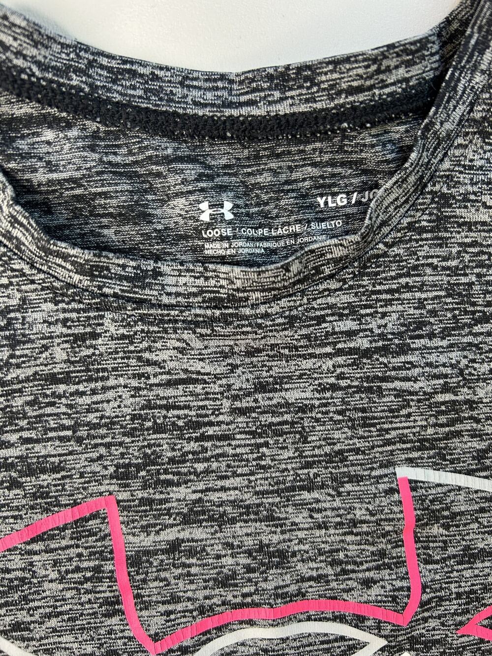 Under Armour Youth Large Loose Fit T-Shirt Gray Black Heather Pink Logo